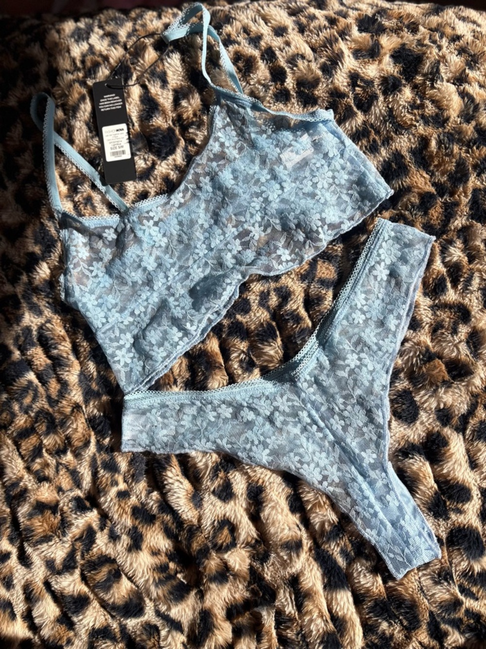 Sheer Floral Lace Bralette & Thong Set - Light Blue - Picture 5 of 7